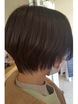 レガーレ(Legare) legare 大人女子　ショートヘア