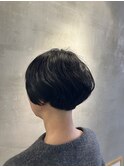 切りっぱなしショートボブ
