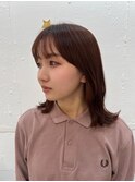 顔周り レイヤーオリーブグレージュ前髪あり
