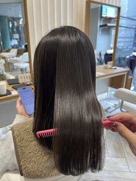 アヴァンス 広島本通店(AVANCE.) 黒髪カタログ/クラゲヘアー/オリーブグレー/