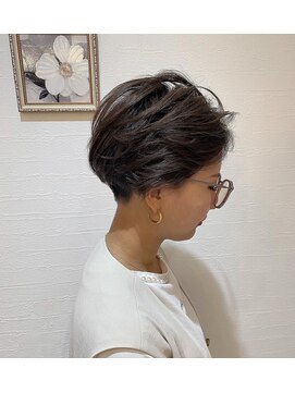 ラシク(La Chic) 可愛くもなれる、お洒落ハンサムショート☆