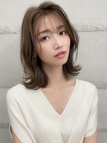 フォンズ(FONS)&nbsp;大人かわいい韓国ヘア　シースルーバング　くびれミディアム