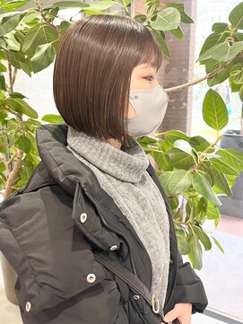 ノエ トトン(noe tton) シークレットハイライトでくすみベージュ