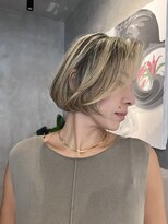 ブルックス ハイライト 大人ボブ  レイヤーボブ アッシュベージュ ショート