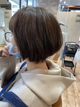 ヴィサージュクルー(VISAGE crew) ショートボブ