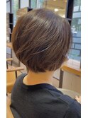 軽やかなショートボブ