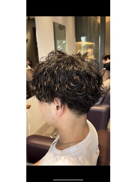 ブル(b.u.l.l.) 波ウェーブパーマ