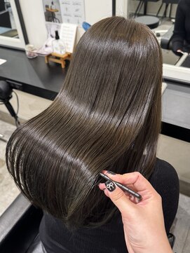 アパカバール 鳳店(Apa kabar) オリーブカラー