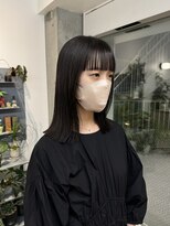 カサネ(casane)&nbsp;前髪ぱっつん、黒髪ロブ