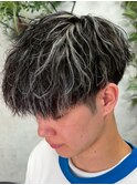 xバレイヤージュ/ホワイトグレージュ/レイヤーカット
