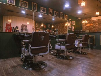 ゴートファミリー 川口(G.O.A.T FAMILY)の写真/新しい自分に出会う場所、川口のメンズ理容室で特別なひとときを。リラックス空間で心も髪もリフレッシュ！