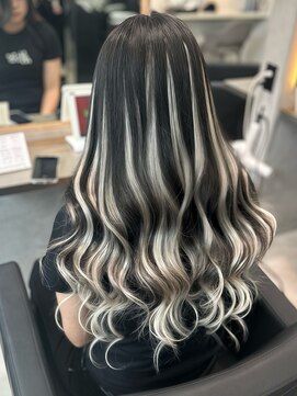 ラピス 福岡天神店(Lapis) エクステでホワイトシルバーバレイヤージュ