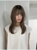 レイヤーミディアムレイヤーくびれヘア