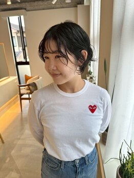 1人1人の顔の形や雰囲気に合わせた"オリジナルパーマ"が自慢！『ヌケ感』と『柔らかさ』を演出します♪