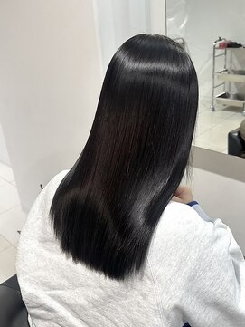 ツヤ髪ブルーブラック