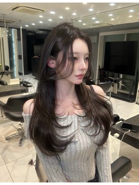 ウルスバイバレット 銀座(Urus by VALETTE) レイヤーカット