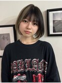 三毛猫カラーの外ハネミディ