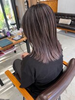 グラフ(Graph 'puppet)&nbsp;顔色が悪くみえない バレイヤージュ ラベンダーグレージュ