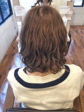 アンプレヴーアジュテ(Impre'vu ajoute) ふんわりボブパーマ