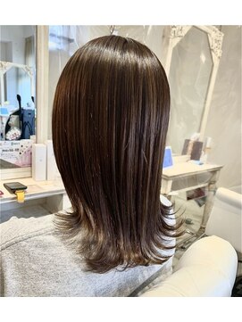 ドット ヘアー(dot.hair) イルミナカラーで透明感カラー