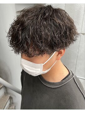 リコ ヘアアンドリラクゼーション 名駅店(LICO HAIR＆RELAXATION) [LICO]刈り上げマッシュ、波巻きパーマヘアby碇山　光一郎