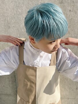 ピークアブー 原宿ハラカド(PEEK-A-BOO) 水色ショートヘア