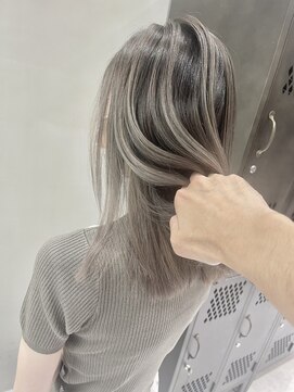 フェリア 渋谷(Feria) 【Feria渋谷】ホワイトベージュバレイヤージュ“石田幸輔”