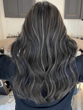 ヨロ 小岩(YOLO) 小岩ハイライトミルクティーグレージュレイヤーカット