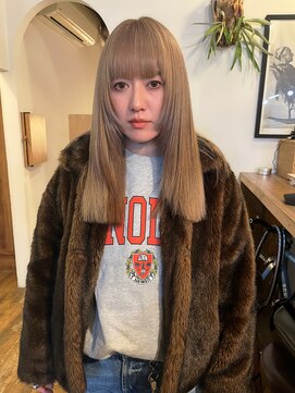 ロティー(loty) 【hono】ブロンドベージュ×ストレートヘア