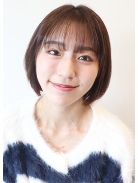アイ(I.) 【 I. 】30代からの襟足すっきり前下がりショートボブ 川口