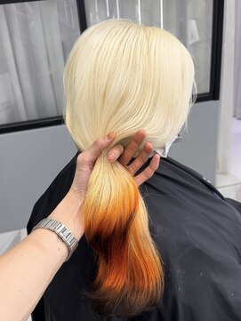 ヴァイス 新宿店(VAICE) 狐カラー