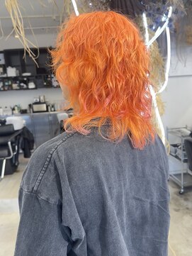 アンダーカレント(undercurrent) オレンジカラーデザインカラーレイヤースタイル