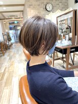 ネオリーブエム(Neolive em;)&nbsp;大人ショートボブ　小顔ボブルフ
