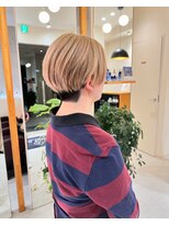 ビアノバ(via nova)&nbsp;ハイトーンカラーのショートスタイル