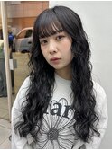 ぱつっと前髪×くるくるパーマ