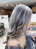 オリビアヘアー(OLIVIA HAIR) 透明感ホワイトシルバー×黒