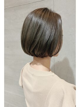 グラム バイ レイエレガンス(glam by REIELEGANCE) オリーブグレージュ×ボブ