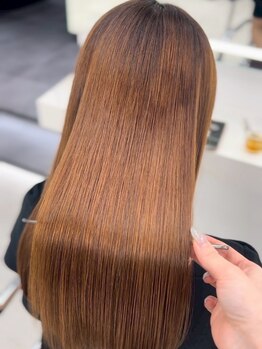 リエル(LIERU)の写真/【圧倒的な美髪に】知識・経験豊富なスタイリストがあなたの髪質に合わせた技術で悩みを解決します！[池袋]