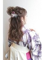 シャルメ 東京駅前(CHARMER)&nbsp;袴にぴったり！ハーフお団子ヘア