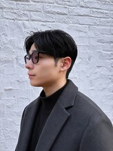 サク 田町芝浦(Sac.)&nbsp;おしゃれな社会人向け大人センターパート　齊藤豪