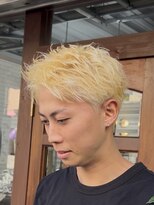 エラ(ELLA)&nbsp;スパイキーショート×金髪