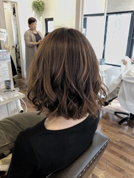 アンプレヴーアジュテ(Impre'vu ajoute) 無造作ミディーstyle