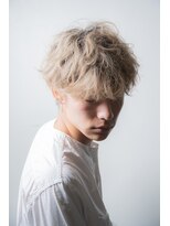 ヘアーデザイン アストレイ(hair design astray) ハイトーンマッシュショート