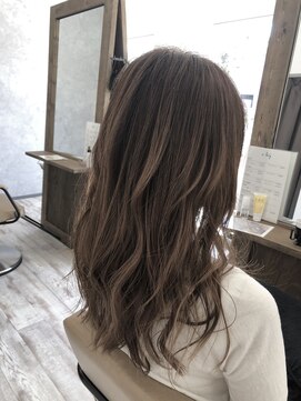 シキ(C key) アッシュベージュ