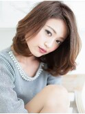 クラシカルミディアムボブ