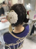 ヘアーメイクサロン リュクス(Hair make salon LUXE) ツインお団子ヘア