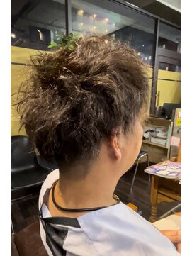 ニカ(NIKA) メンズゆるめツイストパーマ