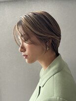 エス ヘアメイク スペース(es hair make space)&nbsp;大人可愛い20代30代40代前下がりショートボブ丸みショート