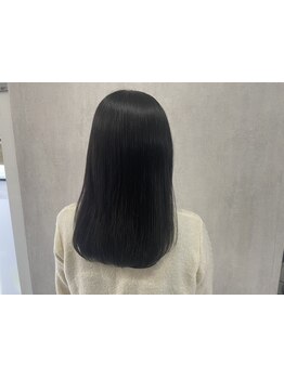【美髪ケア】外国風、韓国風の透明感×艶を重視した髪質改善TRで最新のトレンドスタイルをご提案。