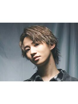 《*トレンドを追う学生へ*》流行中のメンズパーマの再現性を意識し、簡単スタイリングできるヘアを＊[佐賀]